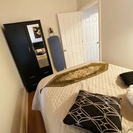 Cozy Salem Getaway. Historic Home Near All the Sights