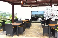 River Hills Hotel & Suites - breakfast