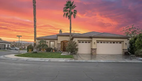 Desert Oasis Indio Terra Lago Lake Enjoy  XL  Private-Pool. Newly Remodeled. - 3-نجوم