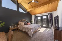 Mountain Views at Rim Country Chalet - Homestays
