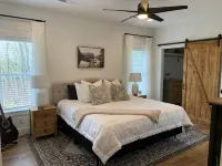 Beautiful New Home at Kentucky Lake with Community Pool! Close to Murray State! - Pools
