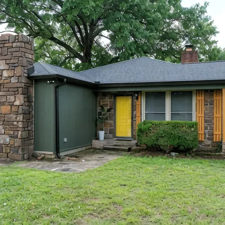 Remodeled Home in a Great and Quiet Neighborhood - Close to Everything!