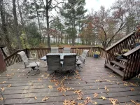 Perfect family sized lakefront home! Enjoy Greer’s Ferry lake from the backyard. - 3-Star