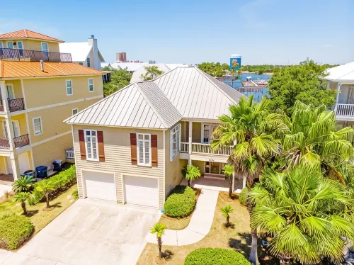 Gorgeous Home on Cotton Bayou in Gated Community across from the Beach! - อ่างจากุชชี่