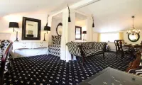 Sauntehus Castle Hotel - Wifi