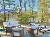 Family Friendly Waterfront Home - Private Dock, Kayaks, Fire Pit, Grill, Deck - Wifi