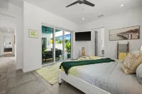 "Brillant Sunshine" SARASOTA.  Luxury POOL home built in 2023. Up to 18 guests - 4-نجوم