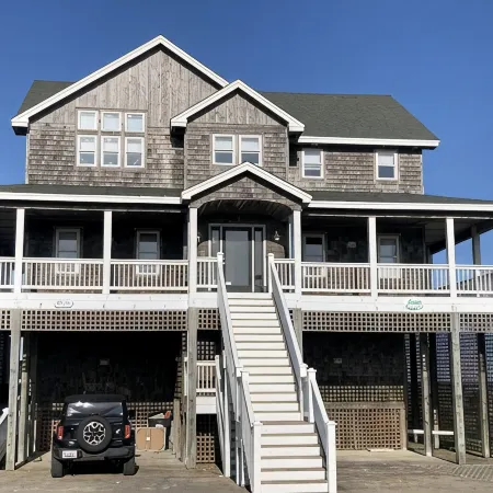Discounted Amazing Sound Front House--on Water, Pool, Hottub,