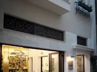 Villa Brown Ermou, a Member of Brown Hotels Hotel berhampiran Parlimen