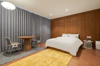 Hanam River Park Hotel - โมเทล