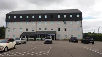 Ibis Budget Concarneau - parking