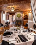 Glen-Ella Springs Hotel & Restaurant - parking