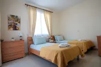 Private Villa with own pool 5 minutes drive to Coral Bay with 2 Sandy beaches - Private Pool