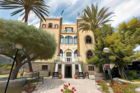 Hotel Castello Monticello - parkir