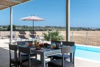 Villa Verdese per Coppie e Famiglie Vicino al Mare Piscina Privata, Veranda,wifi - Villas