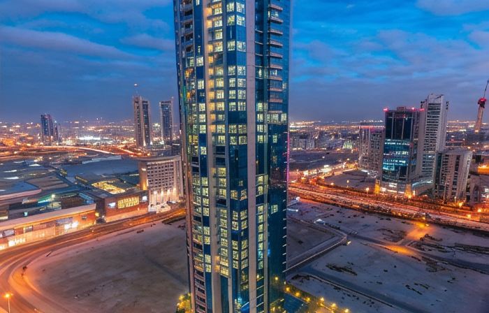 S Plaza Suites Hotel