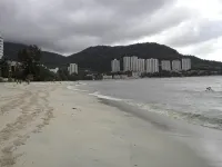 Tanjung Point Residences - Strand