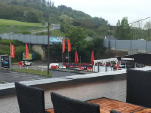 N リングルームズ イグジット ブライトシャイト アーデナウのホテル