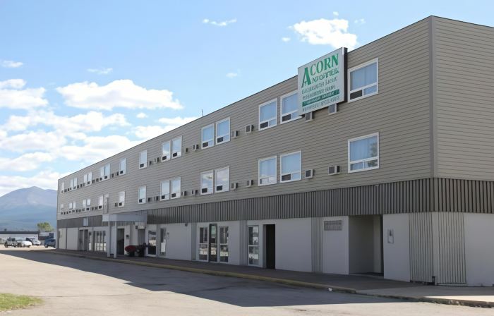 Acorn Motel