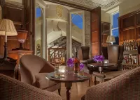 Crossbasket Castle Hotels in Удингстон