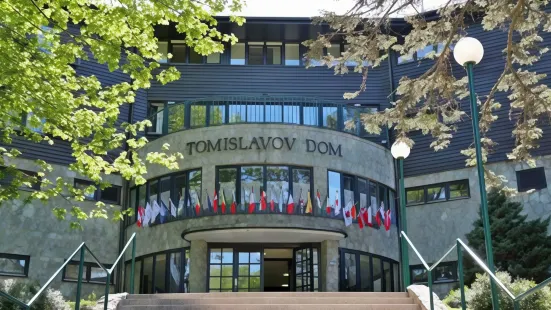 Hotel Tomislavov Dom