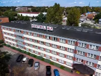 Hotel Alf - بار