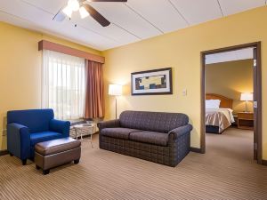 Quality Inn & Suites Cvg Airport