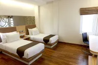 Sub City Hotel Các khách sạn ở Sawahan