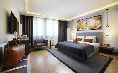 The Capital Hotel Các khách sạn gần Cung điện Dolmabahce