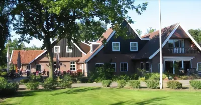 Het Ros Van Twente Hôtels à proximité de : De Dinkel