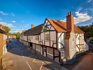 The Ostrich Inn Colnbrook London Heathrow