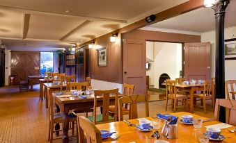 Larnach Lodge & Stable Stay