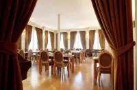 New Hotel le Quai - Vieux Port - Aamiainen