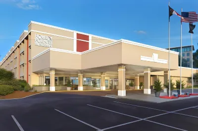 Four Points by Sheraton Asheville Downtown فنادق في آشفيل