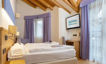 Alpholiday Dolomiti Wellness & Family Hotel