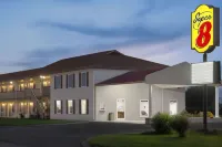 Super 8 by Wyndham Whiteville Hotels in Whiteville