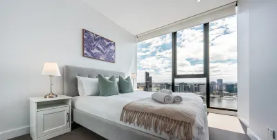 Melbourne Private Apartments - Collins Wharf Waterfront, Docklands Hotels in Docklands