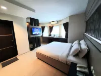 Alexander Hotel Tegal