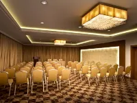 Adarsh Hamilton Hotels near German Consulate