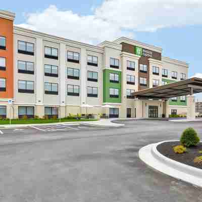 Holiday Inn Express Evansville Hotel Exterior