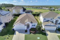 Sun Living: Golf Community, Private Pool 809 4 Bedroom Villa Hotels in Davenport