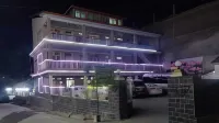 薩爾馬尼亞家庭飯店