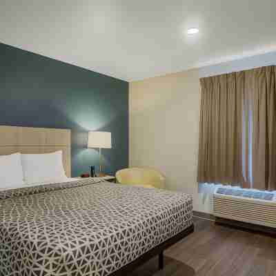 WoodSpring Suites Jacksonville Orange Park Rooms