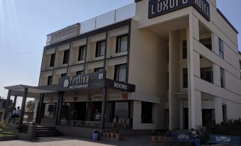 Hotel Luxura