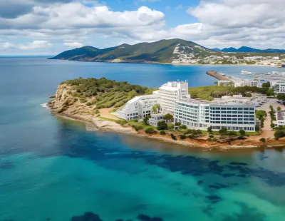 Melia Ibiza - Adults Only Các khách sạn gần Bus Station Santa Eularia