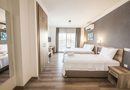 Dekatria Rooms&Aparts - Housity