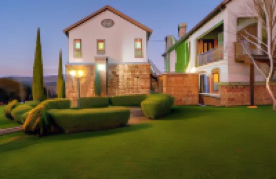 Mount High Luxury Country Estate Hotels in 