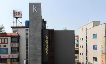 1. 부티크호텔K..