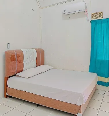 AA BUNGSU Syariah Balekambang Ciletuh Sukabumi RedPartner Hotel dekat Jajanan Kuliner Puncak Darma