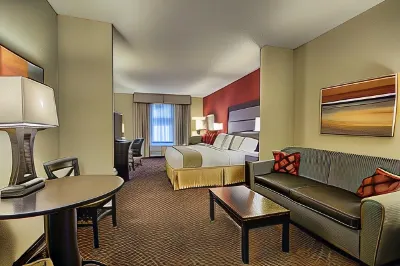 Holiday Inn Express & Suites New Martinsville Hotels near Alumni Field at Bill Stewart Stadium
